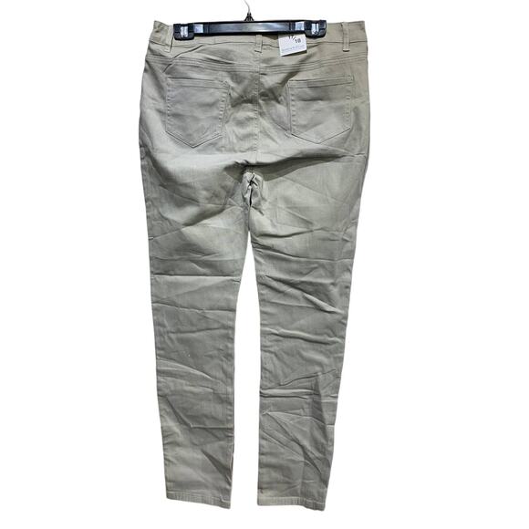New BodiLove Size 17/18 Stretch Cotton Skinny Leg Khaki Casual Pants w Pockets - Picture 3 of 5